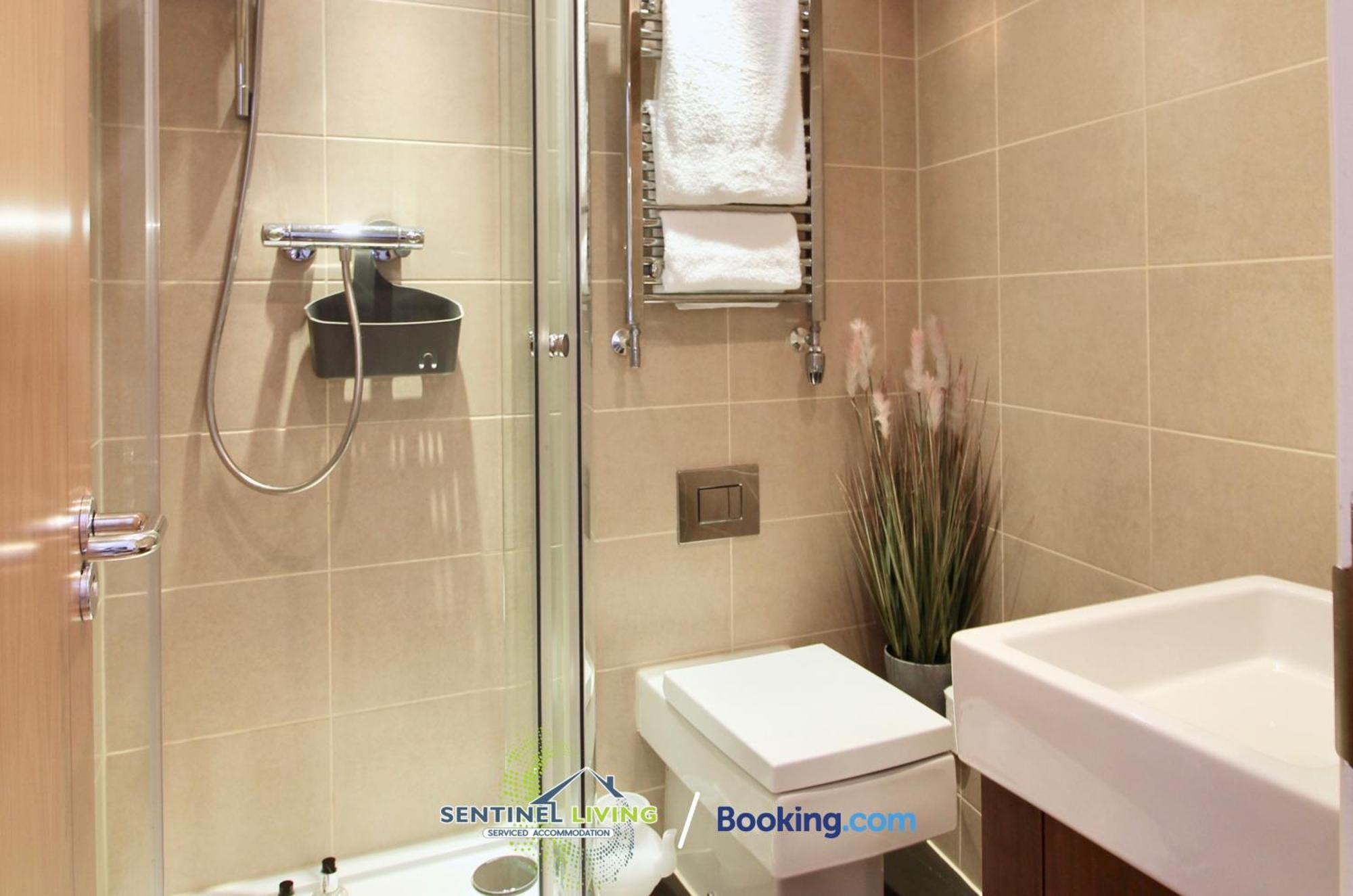 Windsor Flat 2 Bed By Sentinel Living With Free Wifi And Parkingアパートメント エクステリア 写真